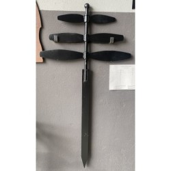 JUEGO DE LLAVE TRES ALETAS NO REGLAMENTARIA